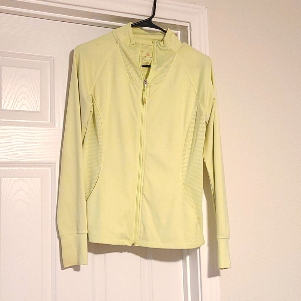 Athletic sweatshirt